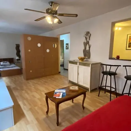 Le Montabert Apartamento Troyes